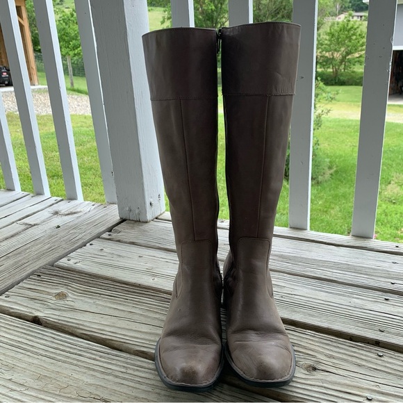 Born Leather Knee High Tall Boots Taupe Grey Leather Zip Up Womens 6.5 US D15122 - Picture 8 of 16